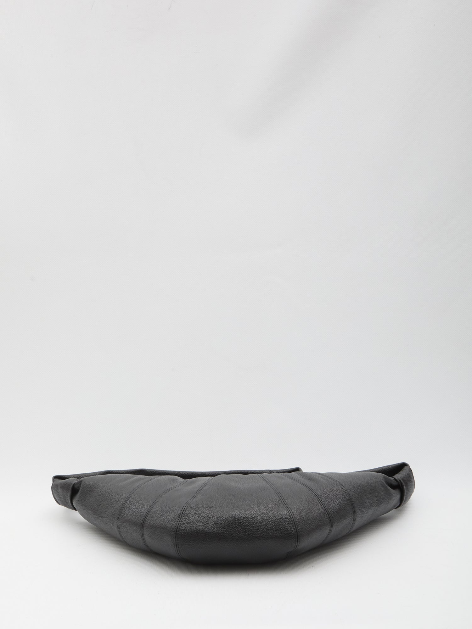 LEMAIRE OS croissant black bag medium 