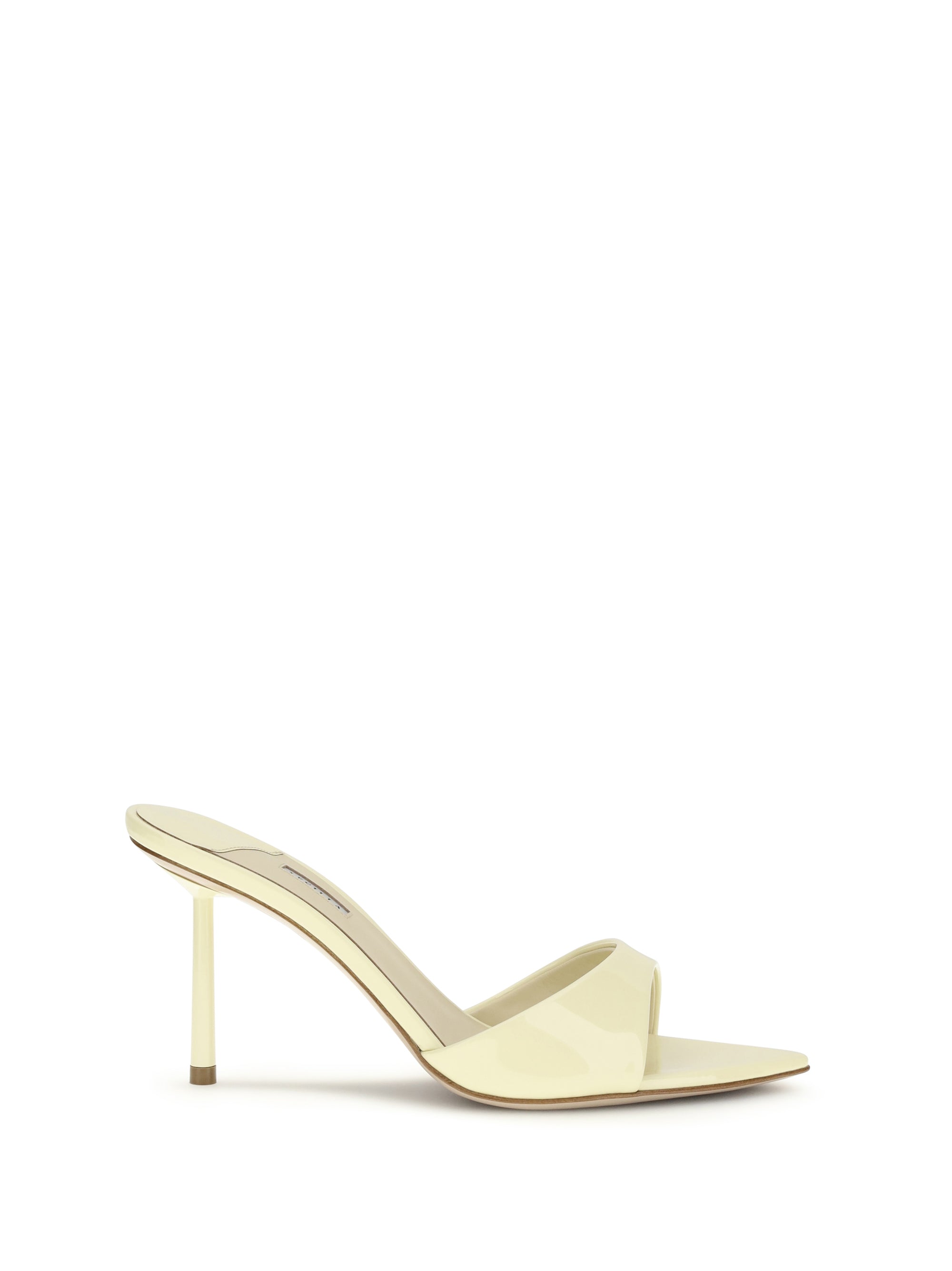 bella sandals