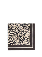valentino-garavani-leopard-print-foulard-7W2EI114PGX_CF3-multicolor animalier