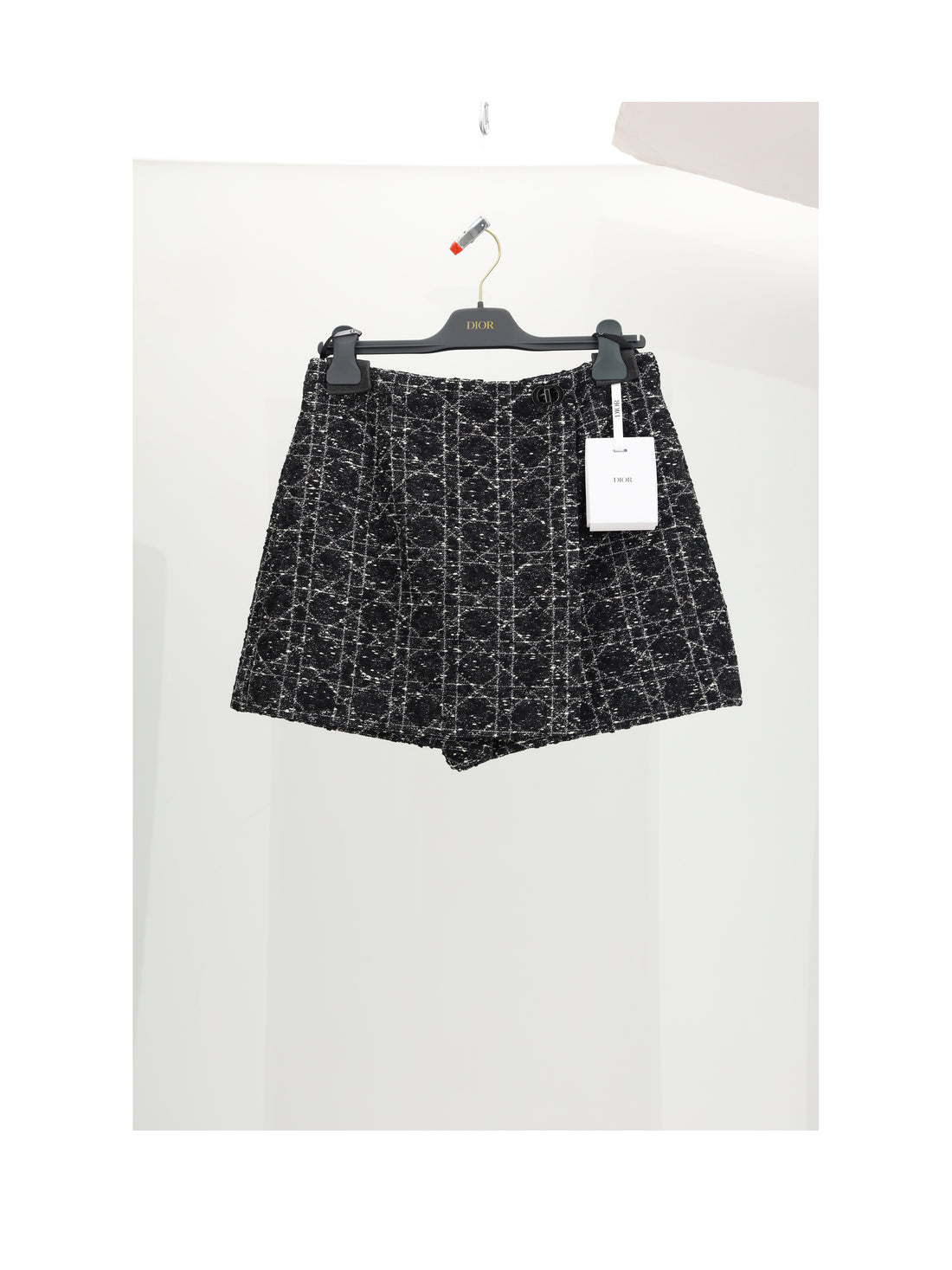 DIOR 36 short db+fermoir cd-tweed cann