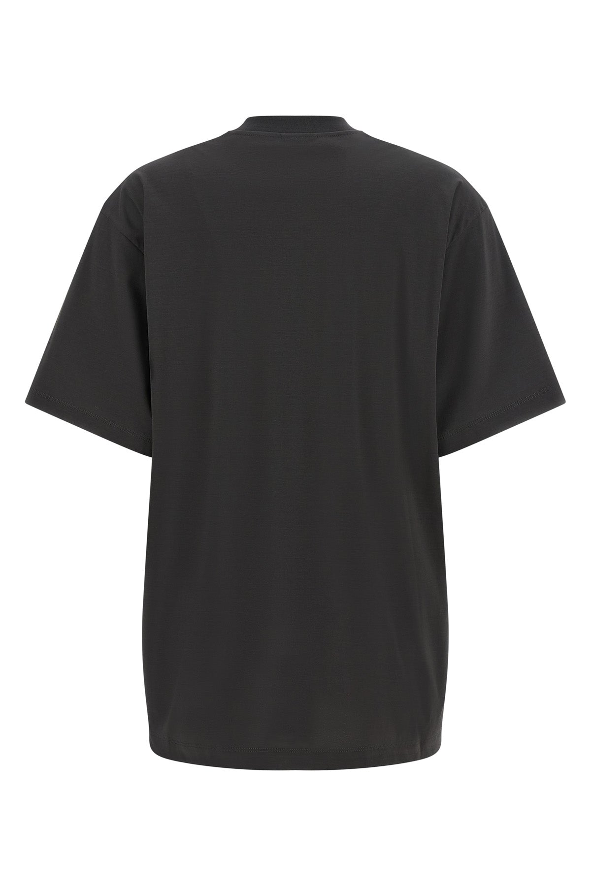 the gucci t-shirt redefines the codes of casual dress through meticulous attenti