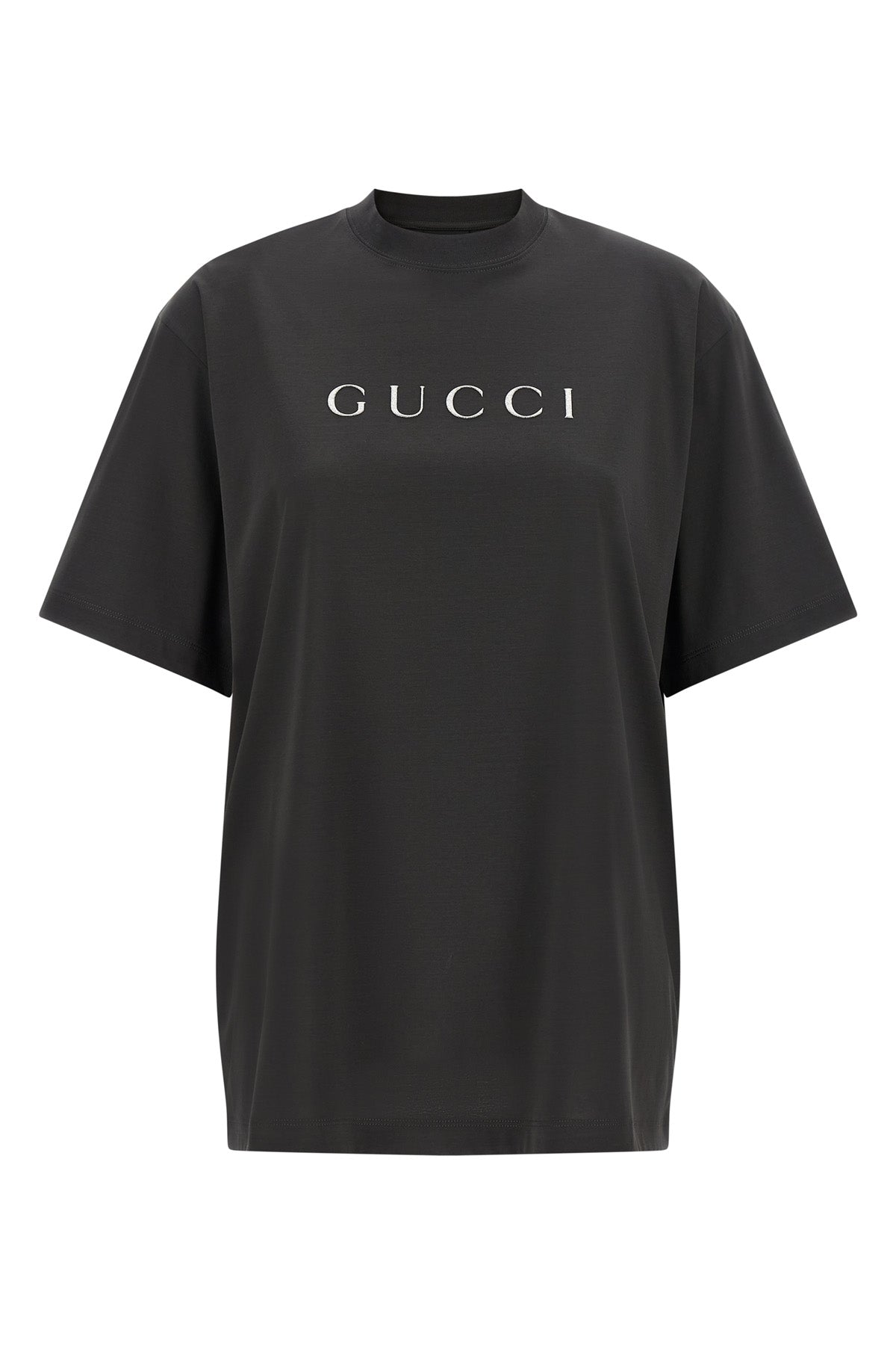 the gucci t-shirt redefines the codes of casual dress through meticulous attenti