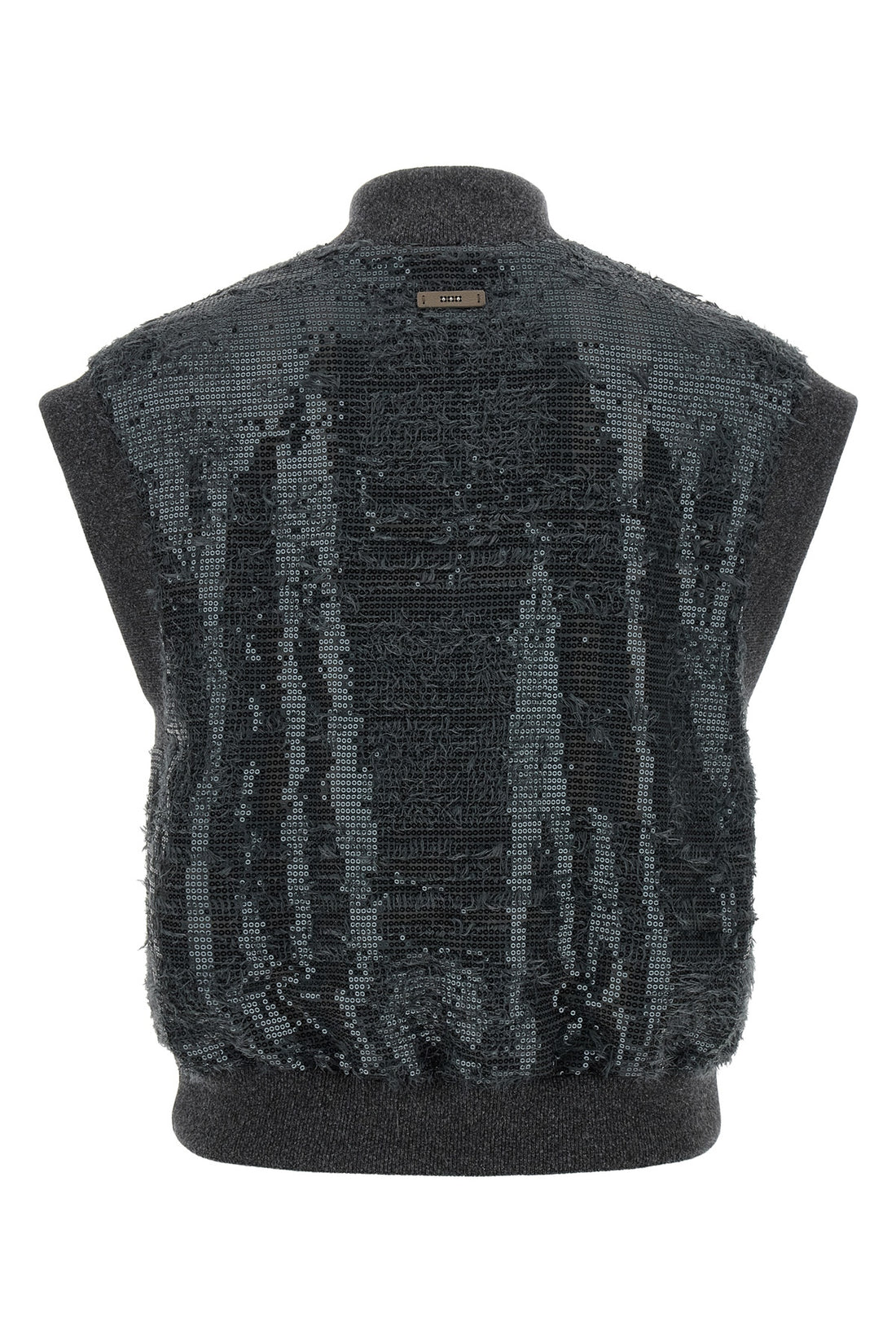 PESERICO 38 the peserico vest redefines the codes of clothing in layers through a sleeveless