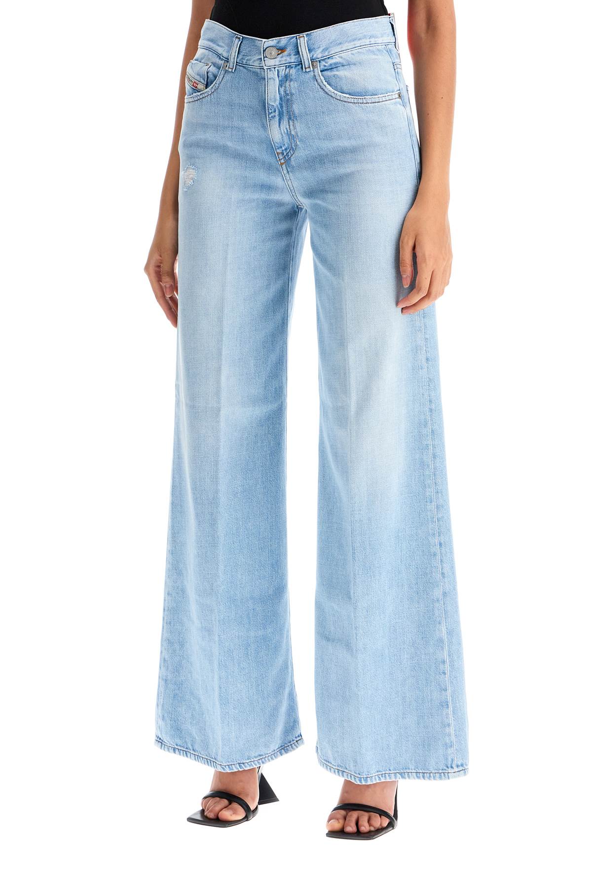 bootcut jeans