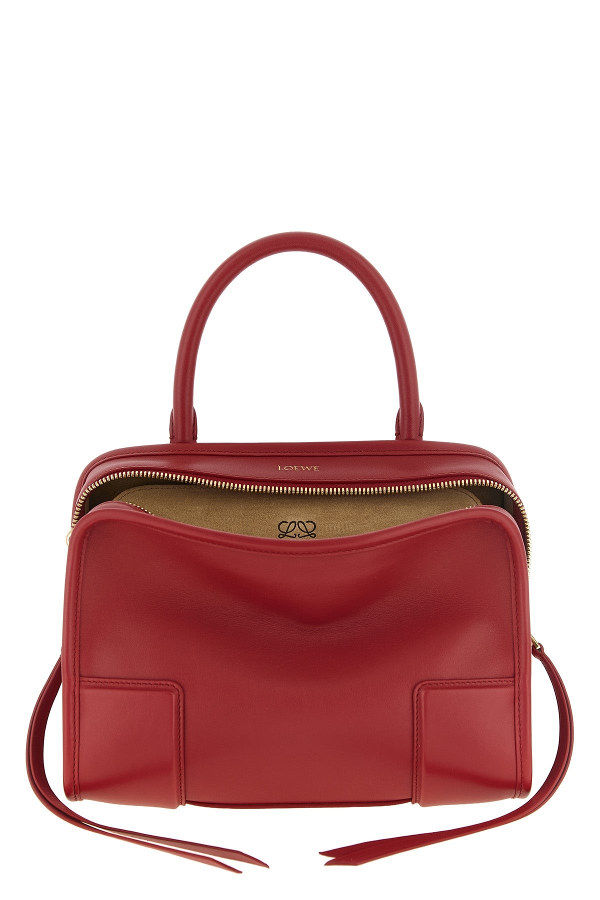 the small loewe amazona 180 handbag defines a rectangular silhouette structure