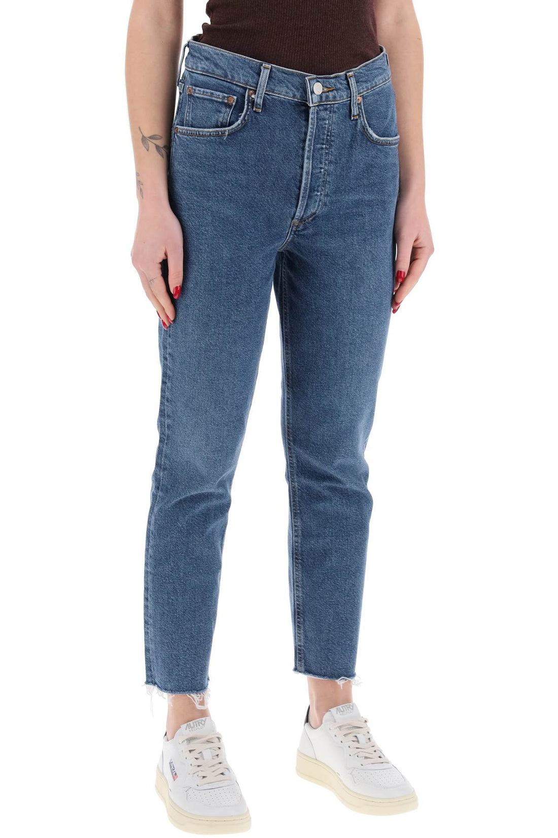 high-waisted straight cropped jeans in the