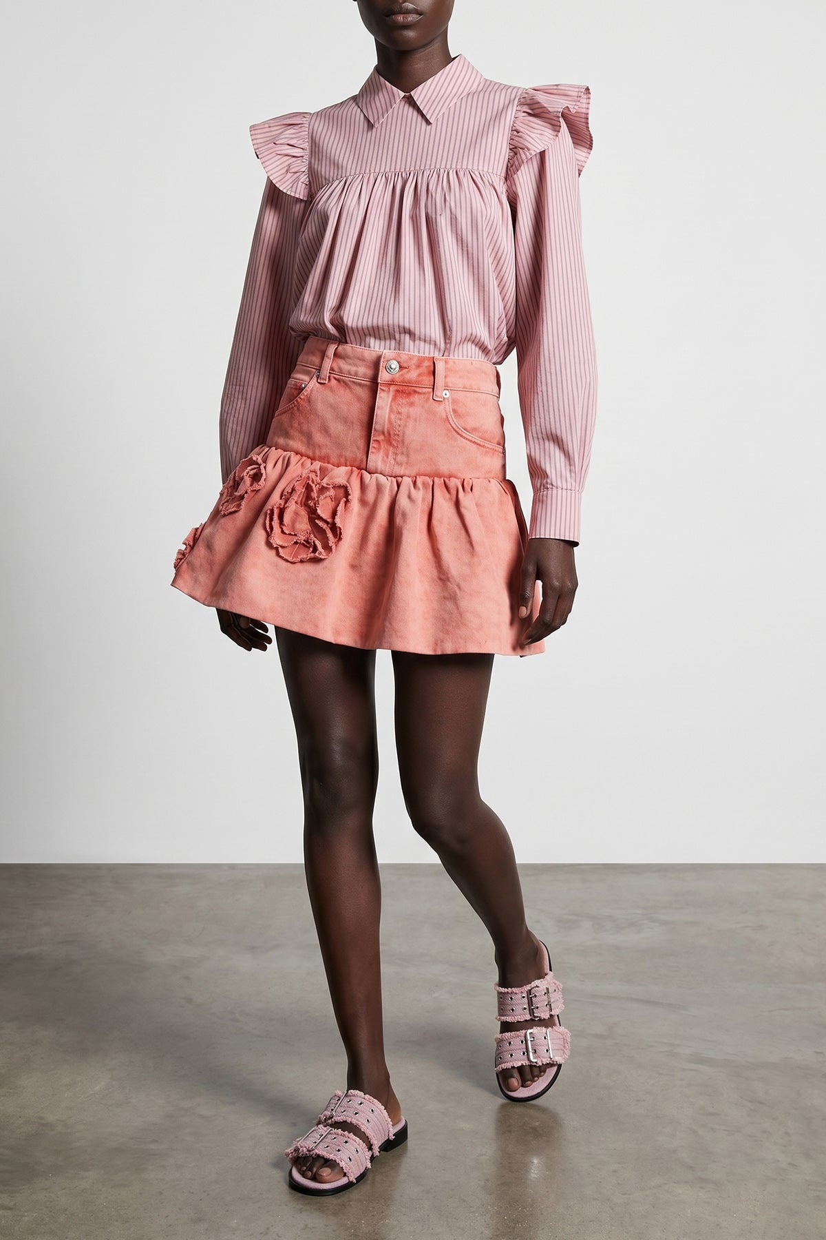 stone-washed rigid denim miniskirt