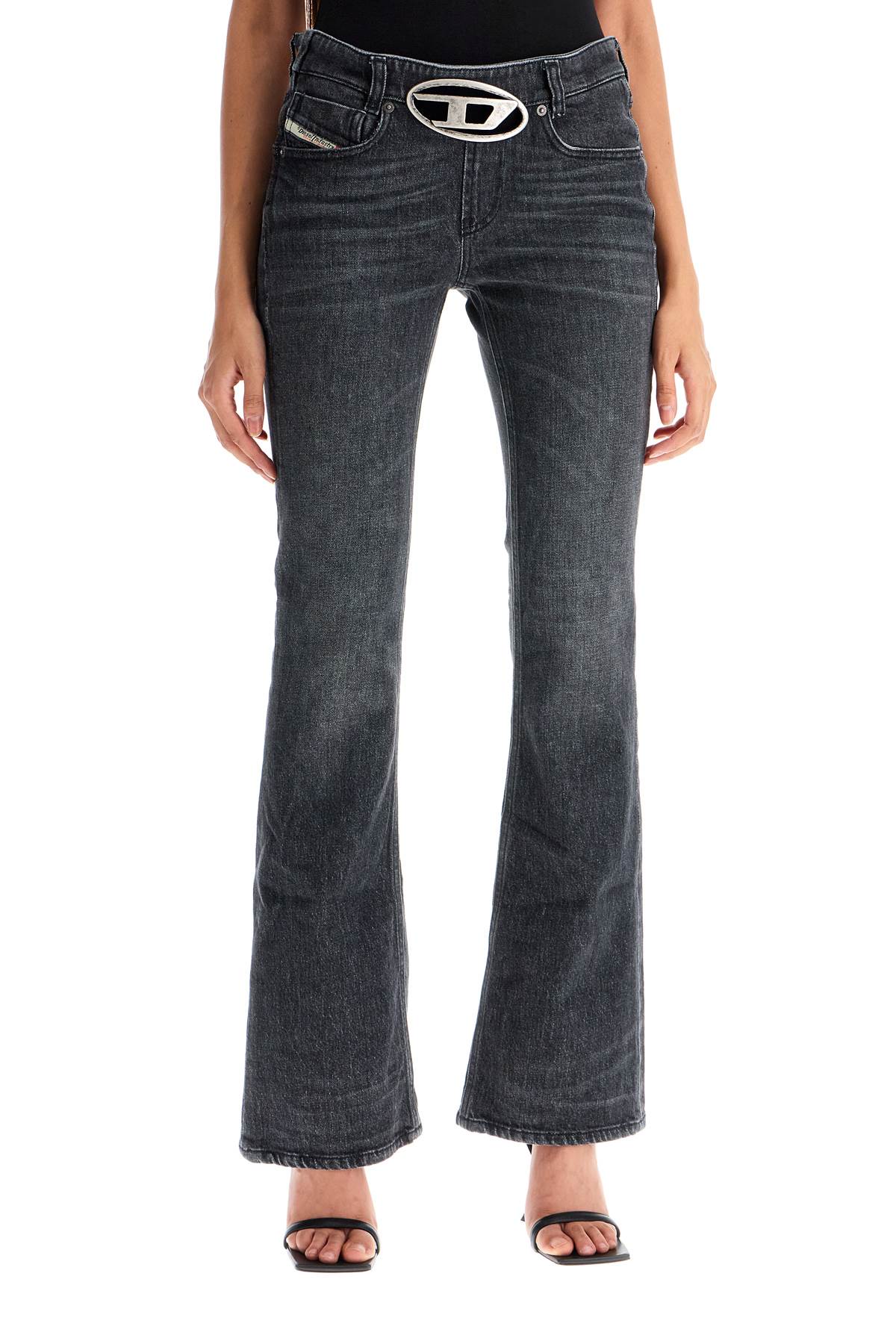 iamante  jeans with oval