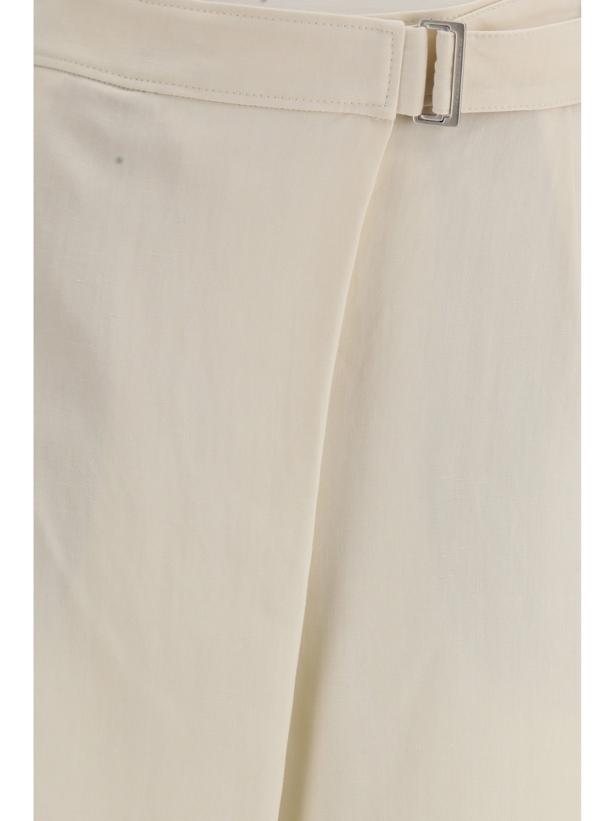 crossed pants