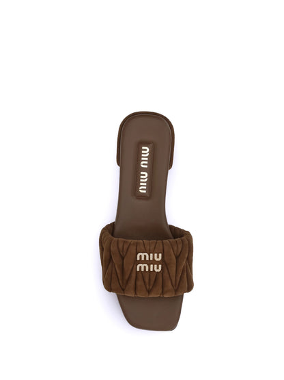 MIU MIU 40 matelassé nappa leather sandals