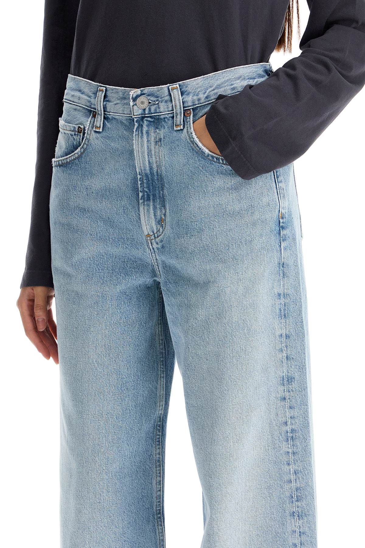 curved leg jeans for a