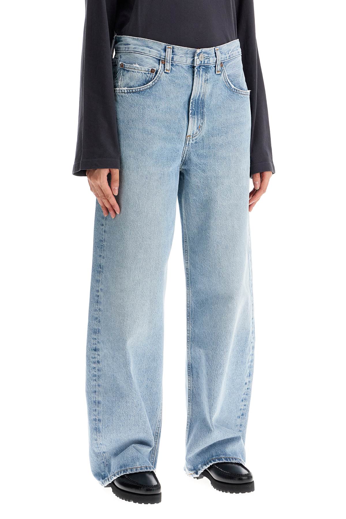 curved leg jeans for a