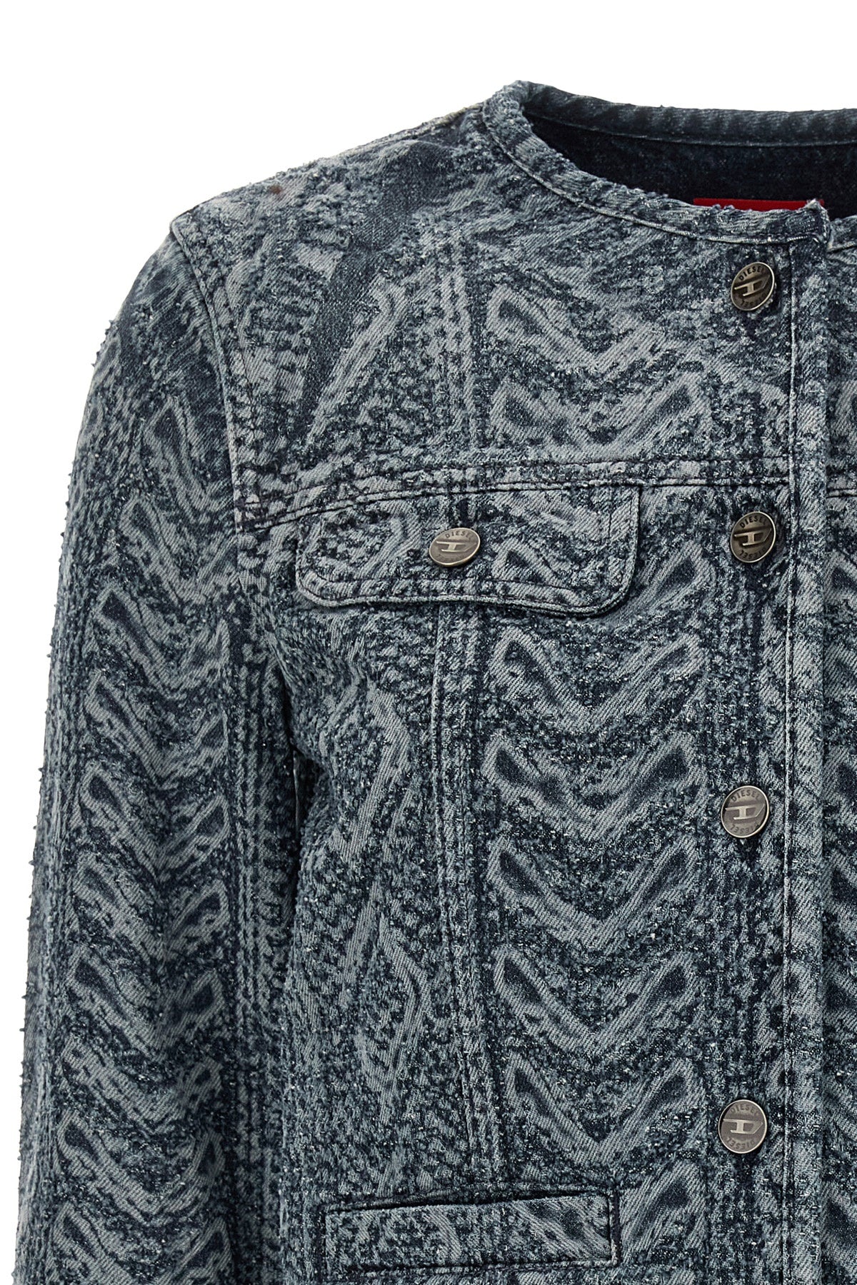 the diesel de-grafy-s2 denim jacket redefines the codes of casual dress throug