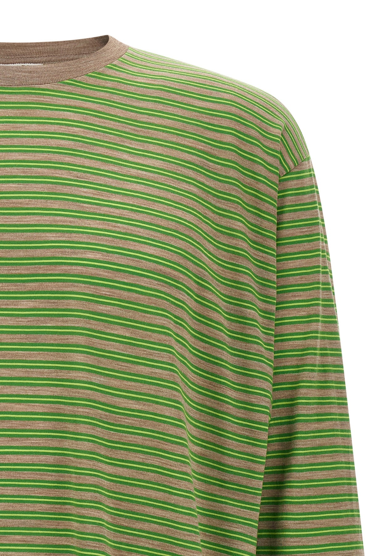 the long-sleeved shirt auralee