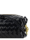 loop leather shoulder bag