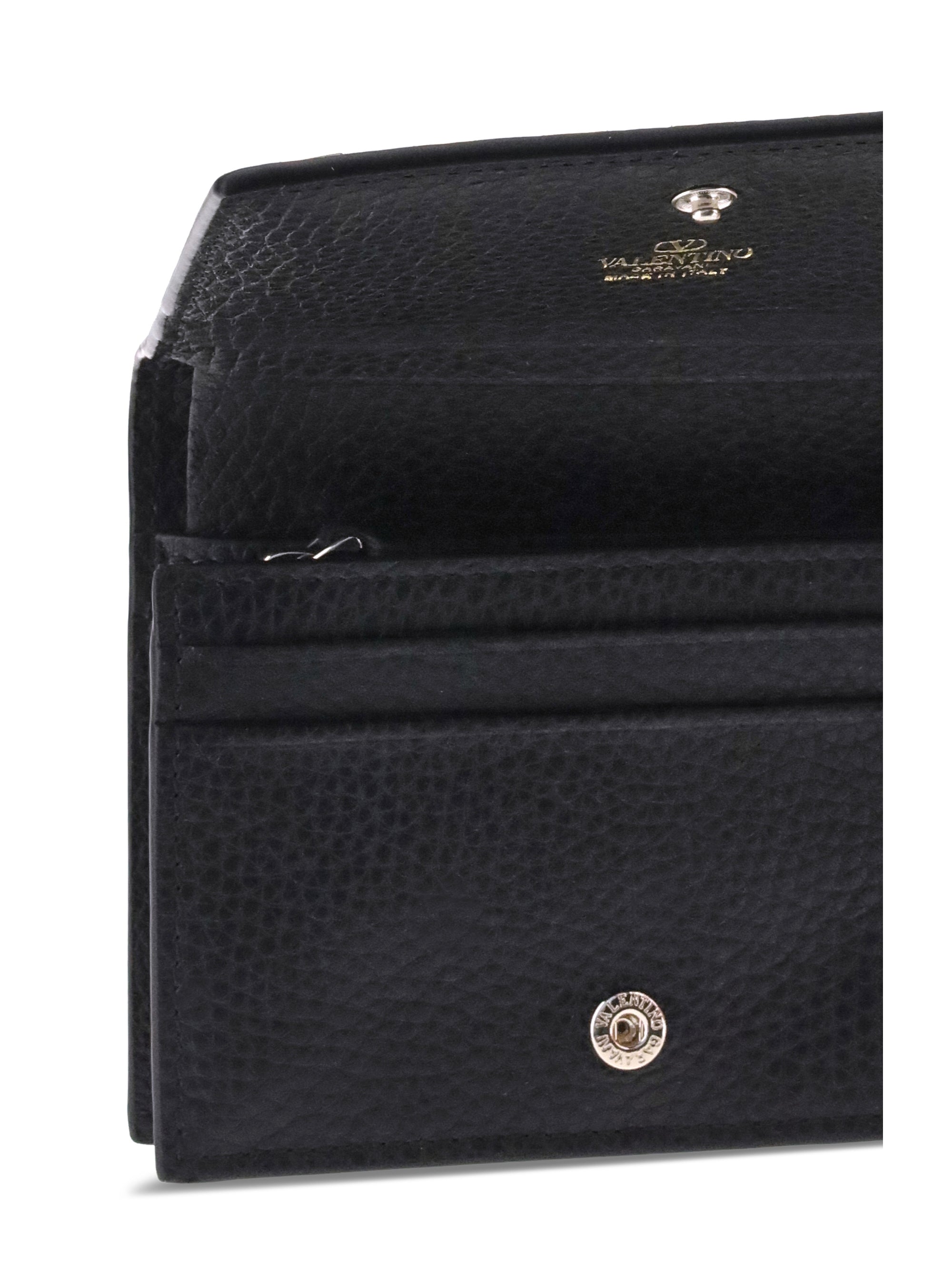 rockstud leather wallet