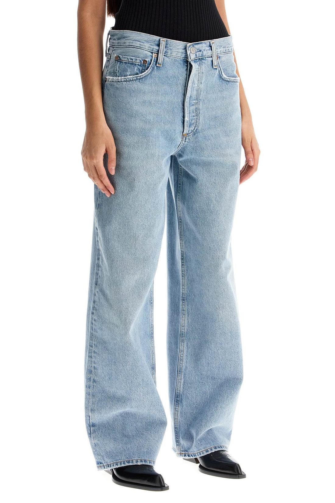 low slung baggy jeans