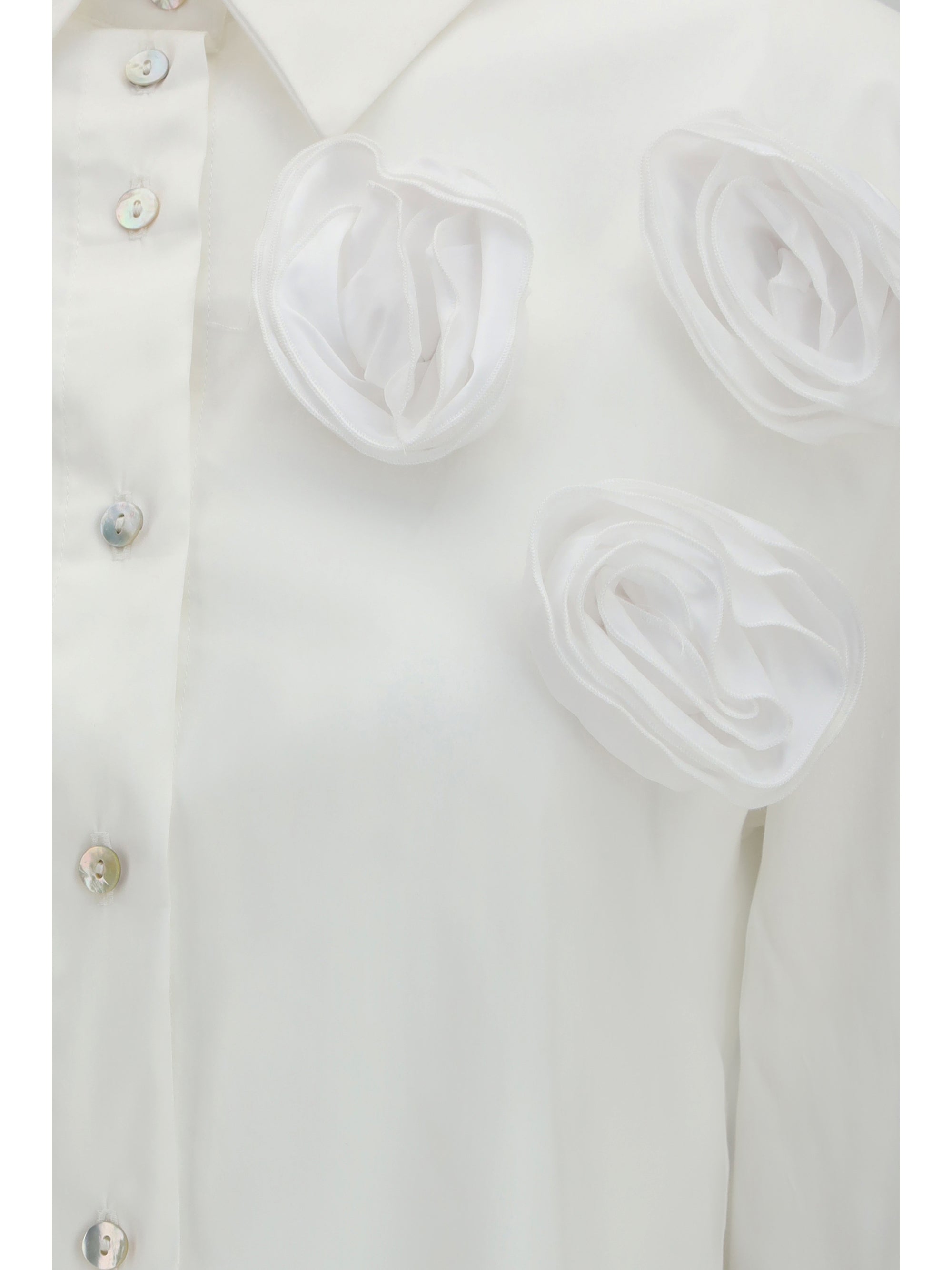 shirt with appliqué roses