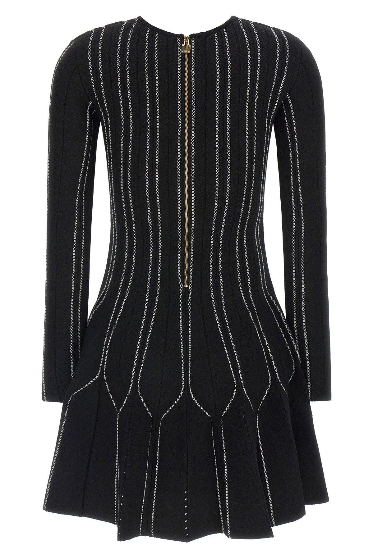 elisabetta franchi mini dress defines the silhouette through a rigorous sartoria