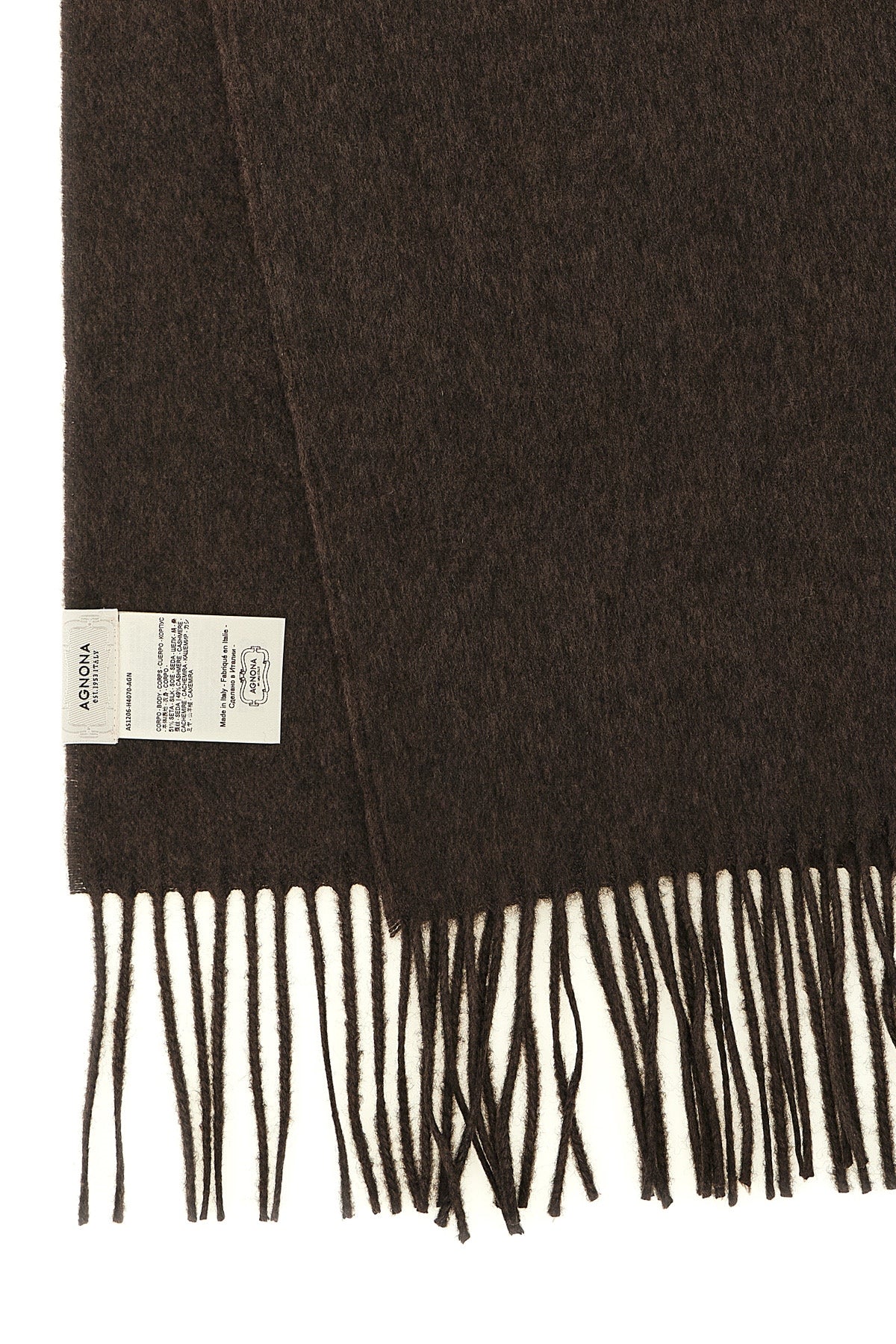 the agnona scarf exemplifies the mastery of the brand in the processing of the f