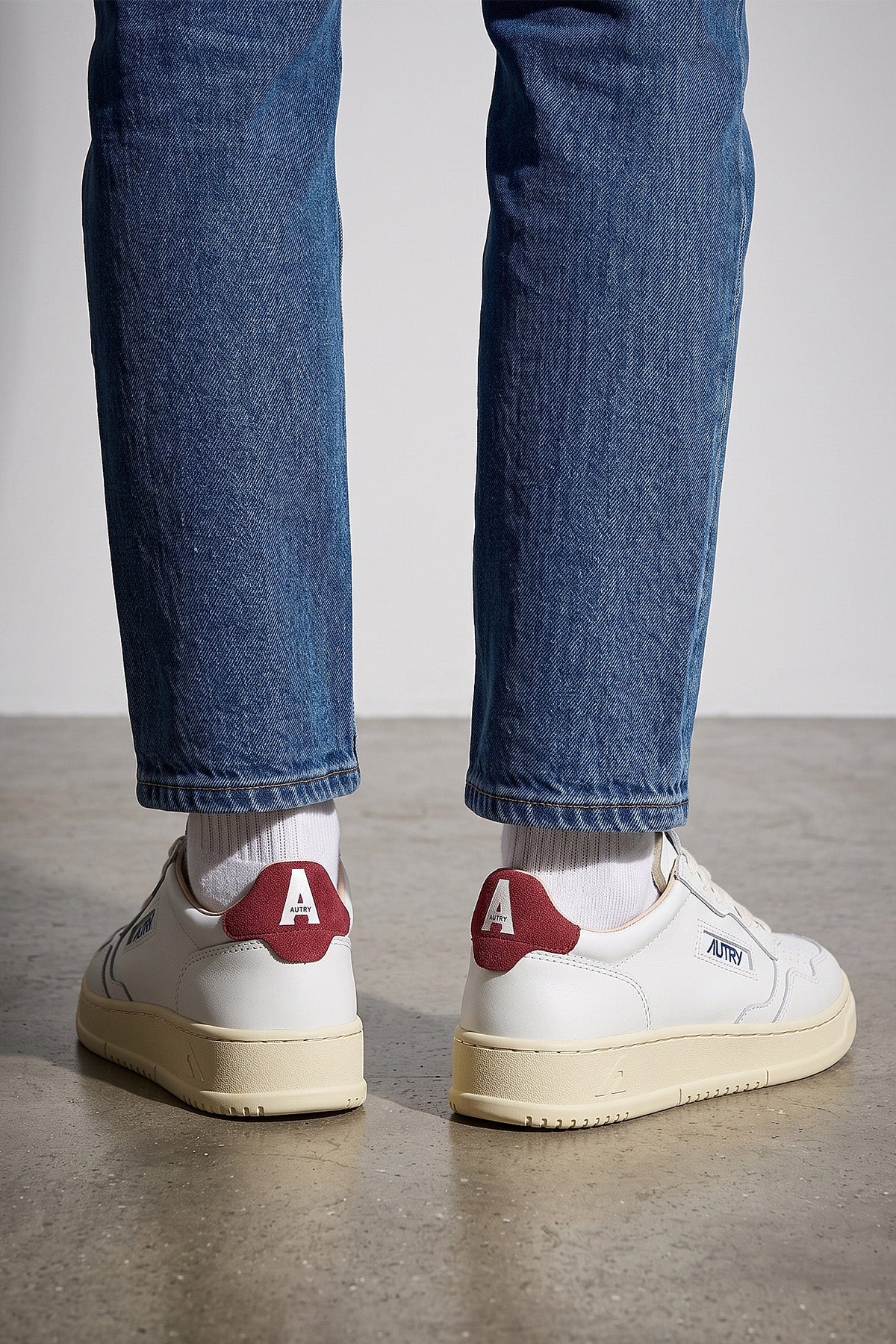 autry medalist low sneakers
