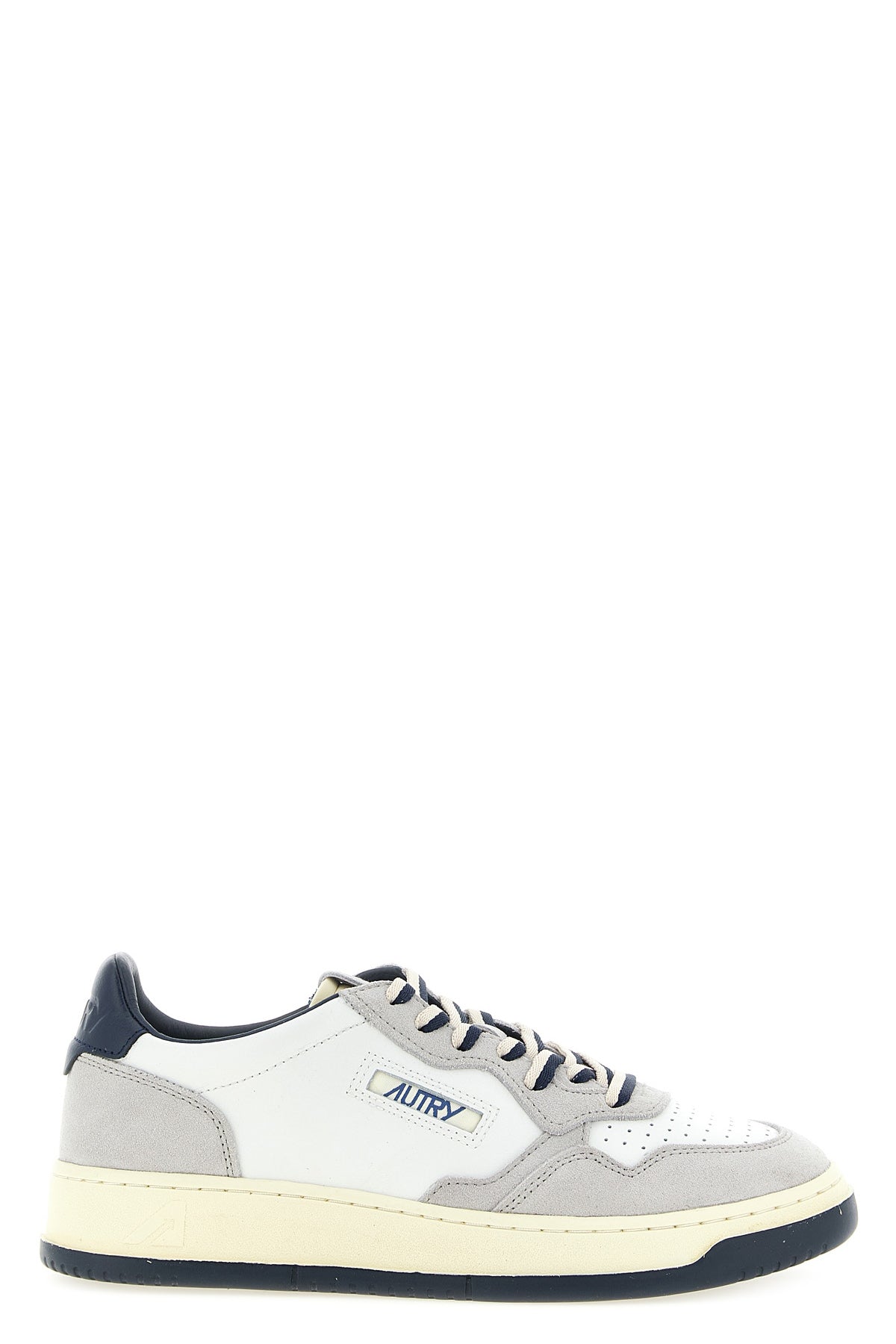 autry medalist low sneakers feature a structured low-top silhouette