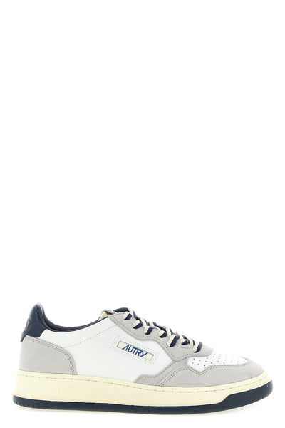 autry medalist low sneakers feature a structured low-top silhouette