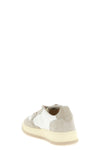the autry medalist low sneakers anchor their design to a precise tennis aesthe