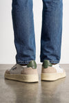 the autry medalist low sneakers present a refined interpretation of the classi