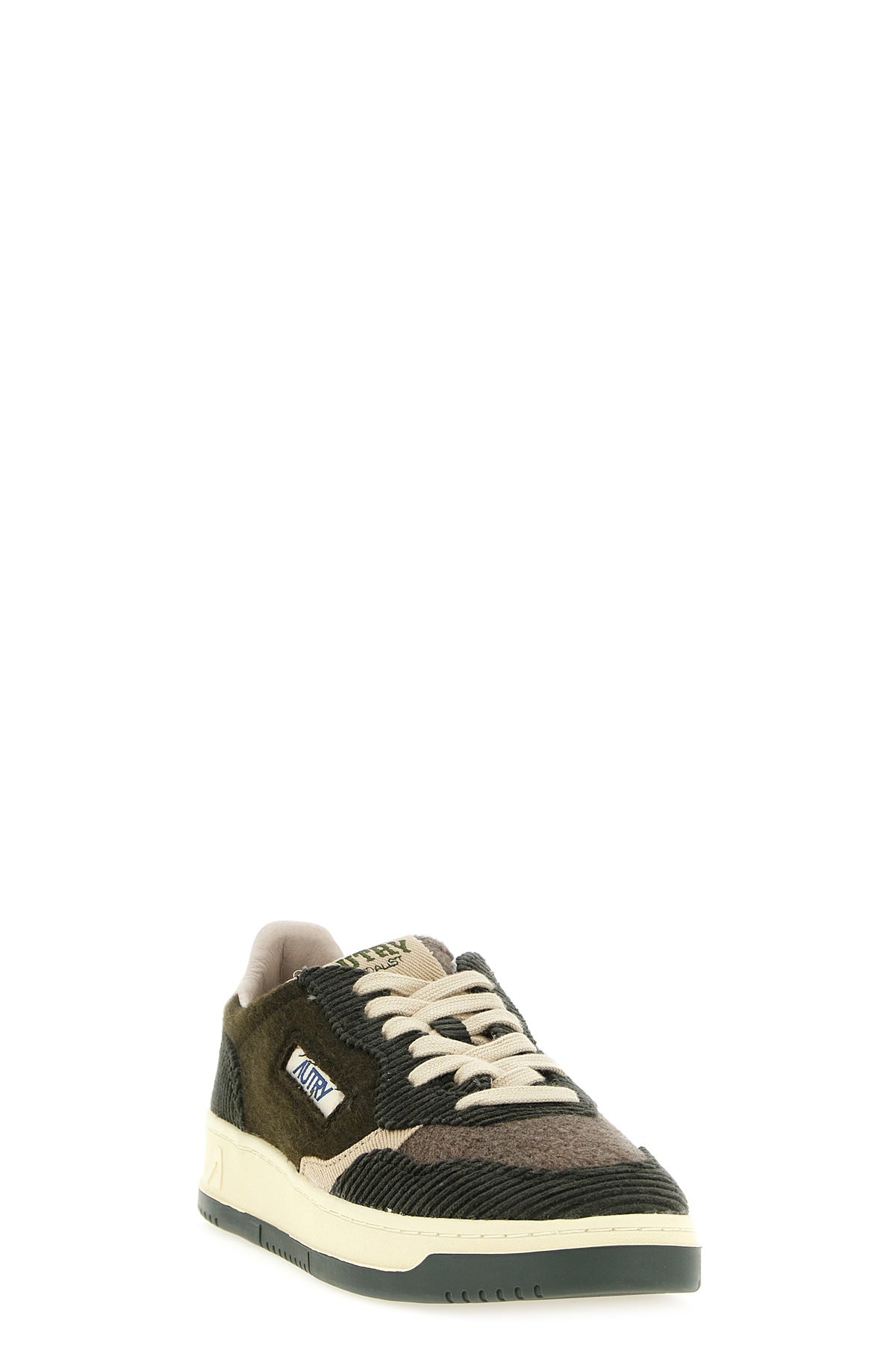 the autry medalist low sneakers