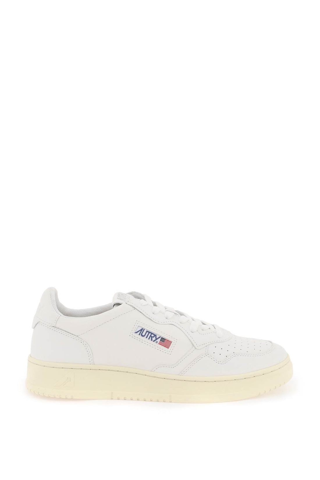 medalist low sneakers