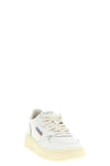 medalist low leather sneaker