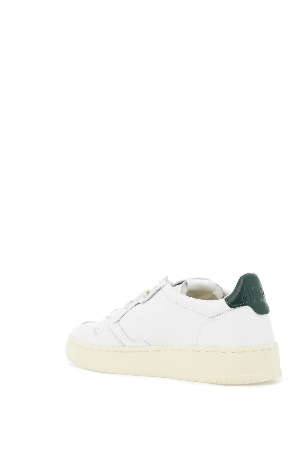 medalist low sneakers