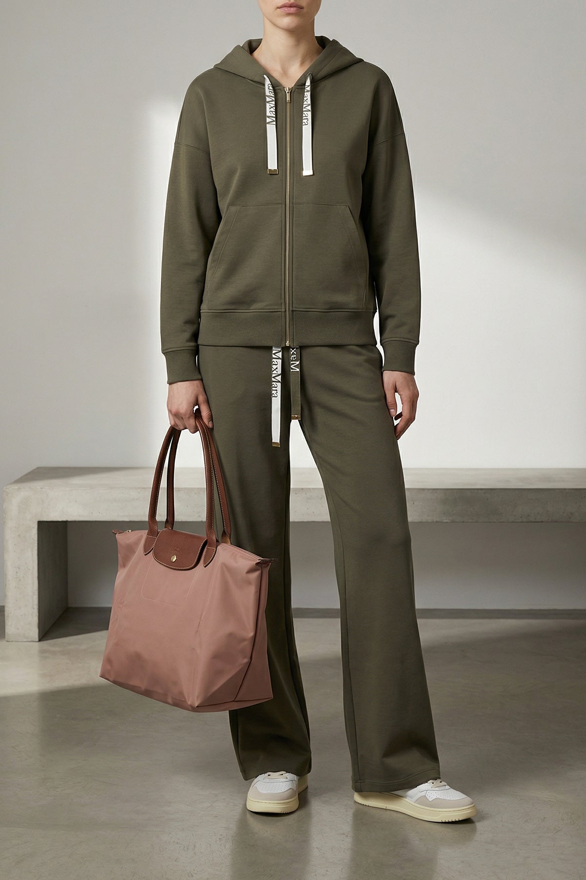 made of high-quality calf leather