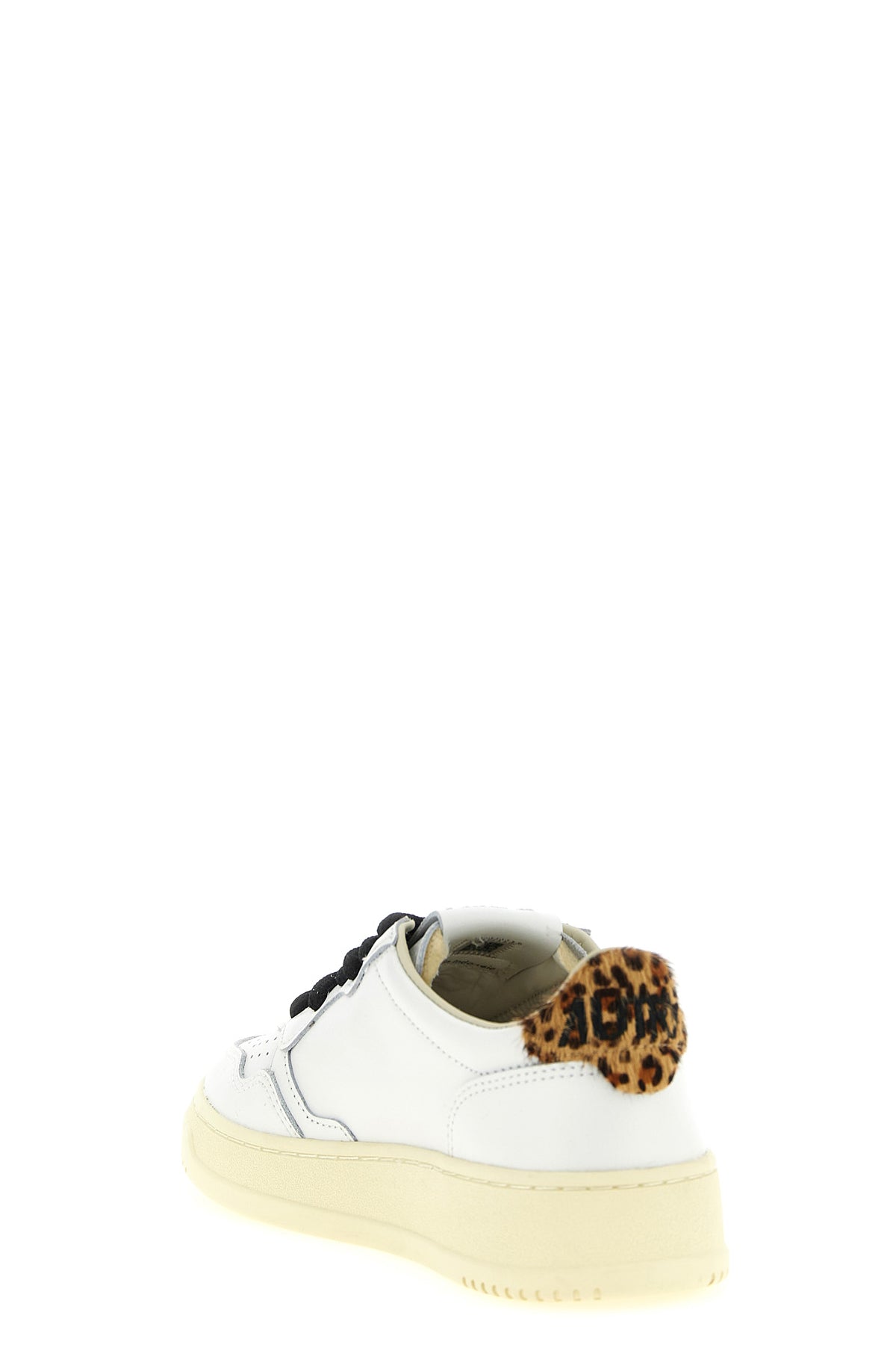 medalist low leather sneakers