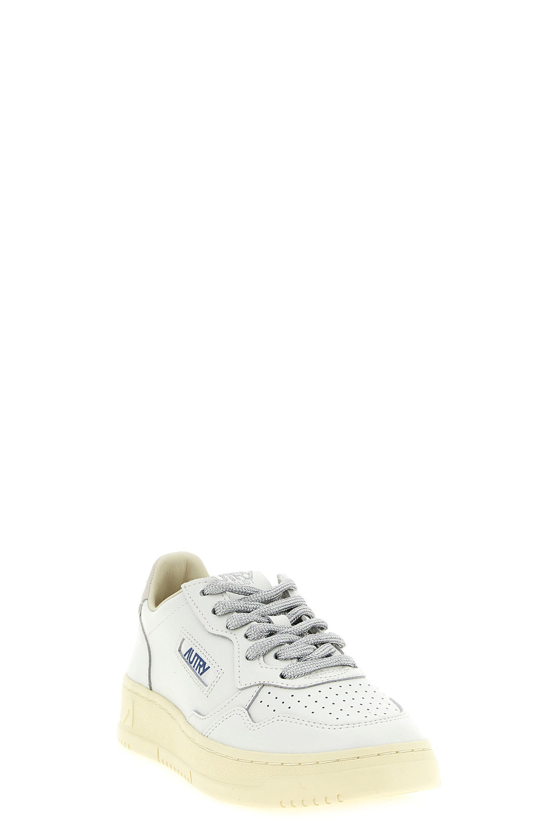 AUTRY 36 the autry medalist low sneakers redefine vintage aesthetics through a contempo