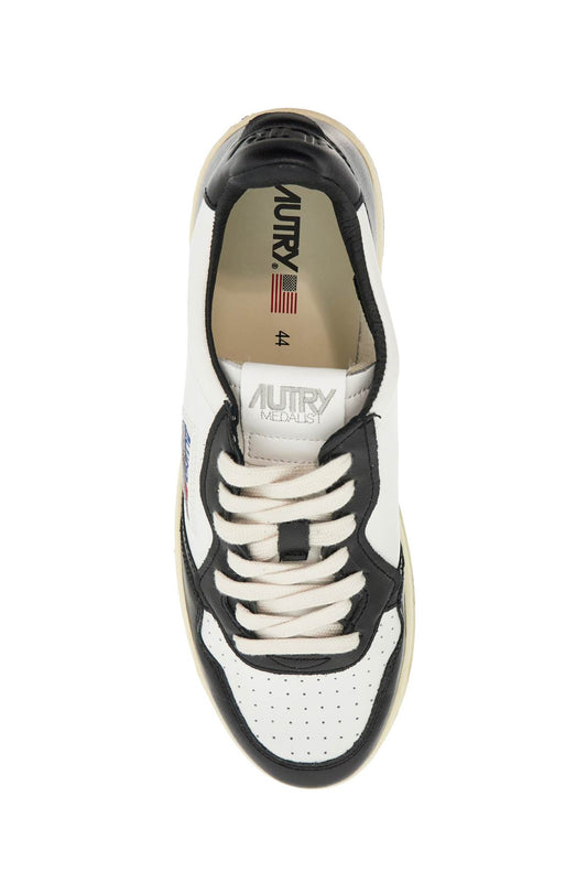 medalist low sneakers