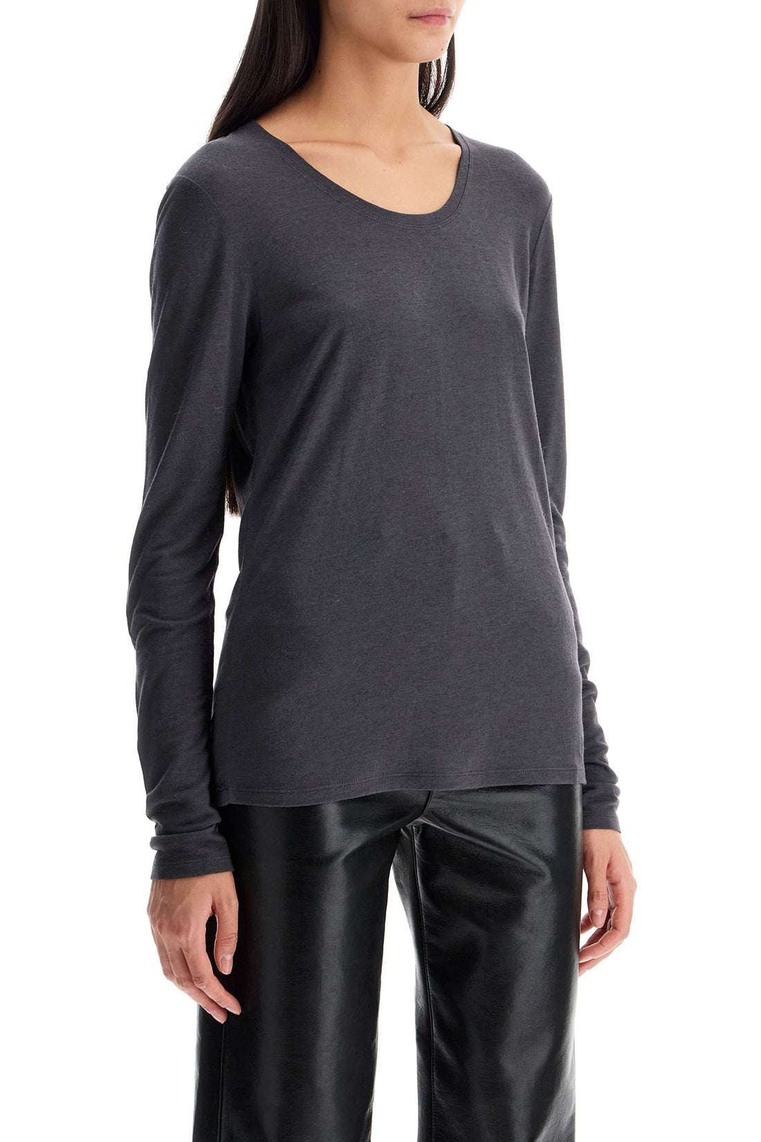 long-sleeved top for