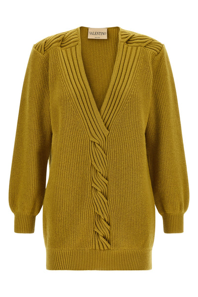the valentino garavani sweater in pure virgin wool redefines the codes of knitwe