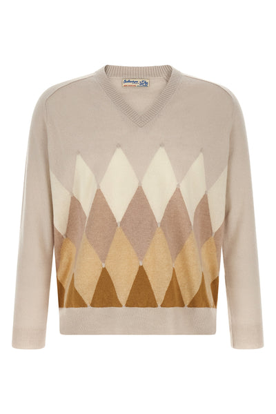 the v-neck sweater ballantyne redefines the codes of traditional knitwear throug