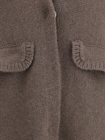 ELLA L semi-long sweater with a front hook-and-eye closure