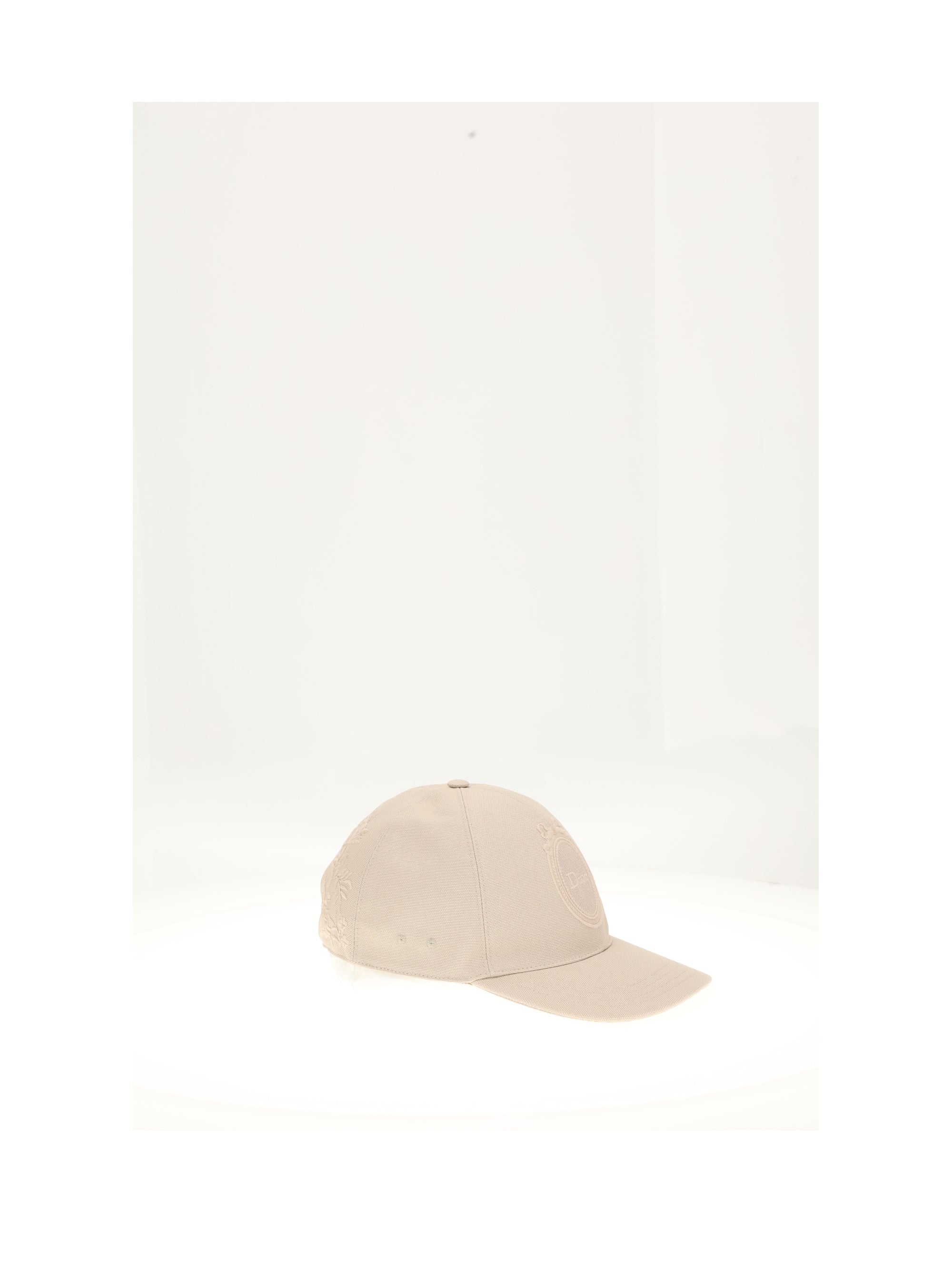 d player cap