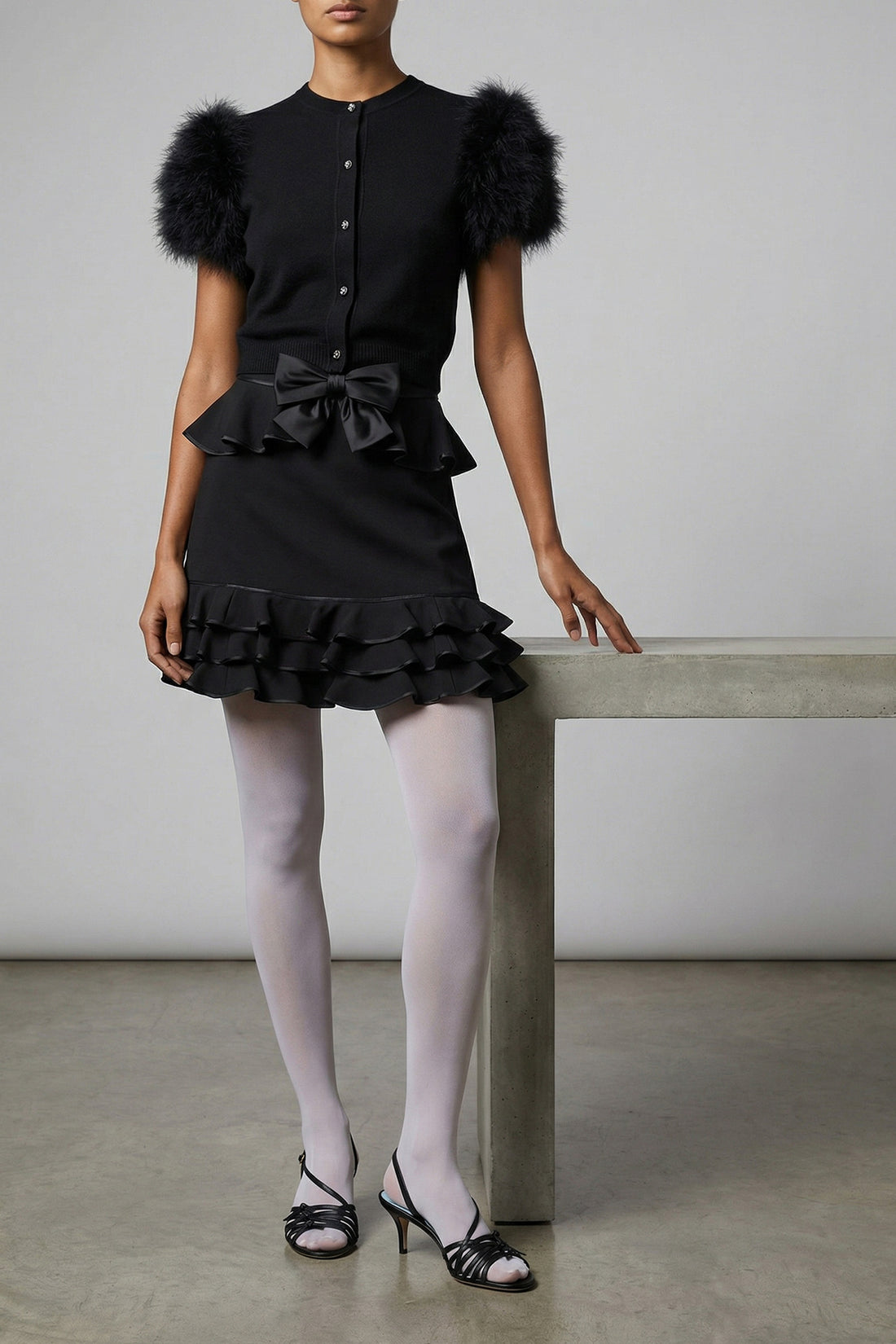 VALENTINO GARAVANI 40 crepe couture mini skirt