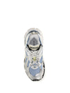 runner mesh sneakers