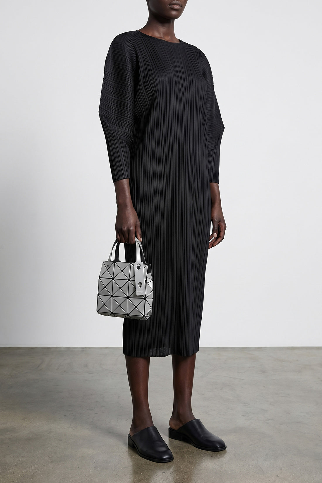 BAO BAO ISSEY MIYAKE OS small carat handbag in mesh fabric and pearlescent pvc