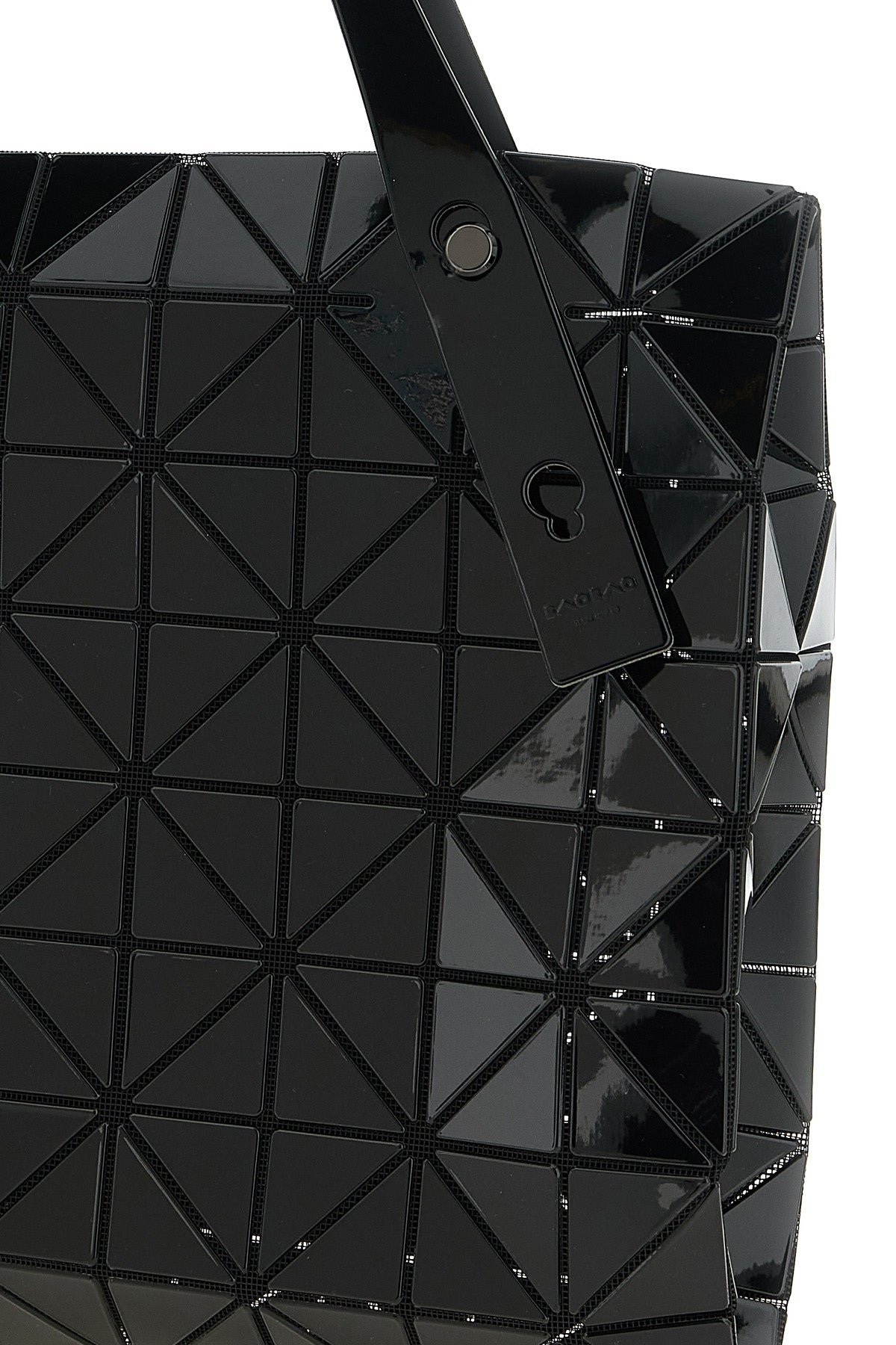 the carton bao bao issey miyake handbag redefines structural design through it
