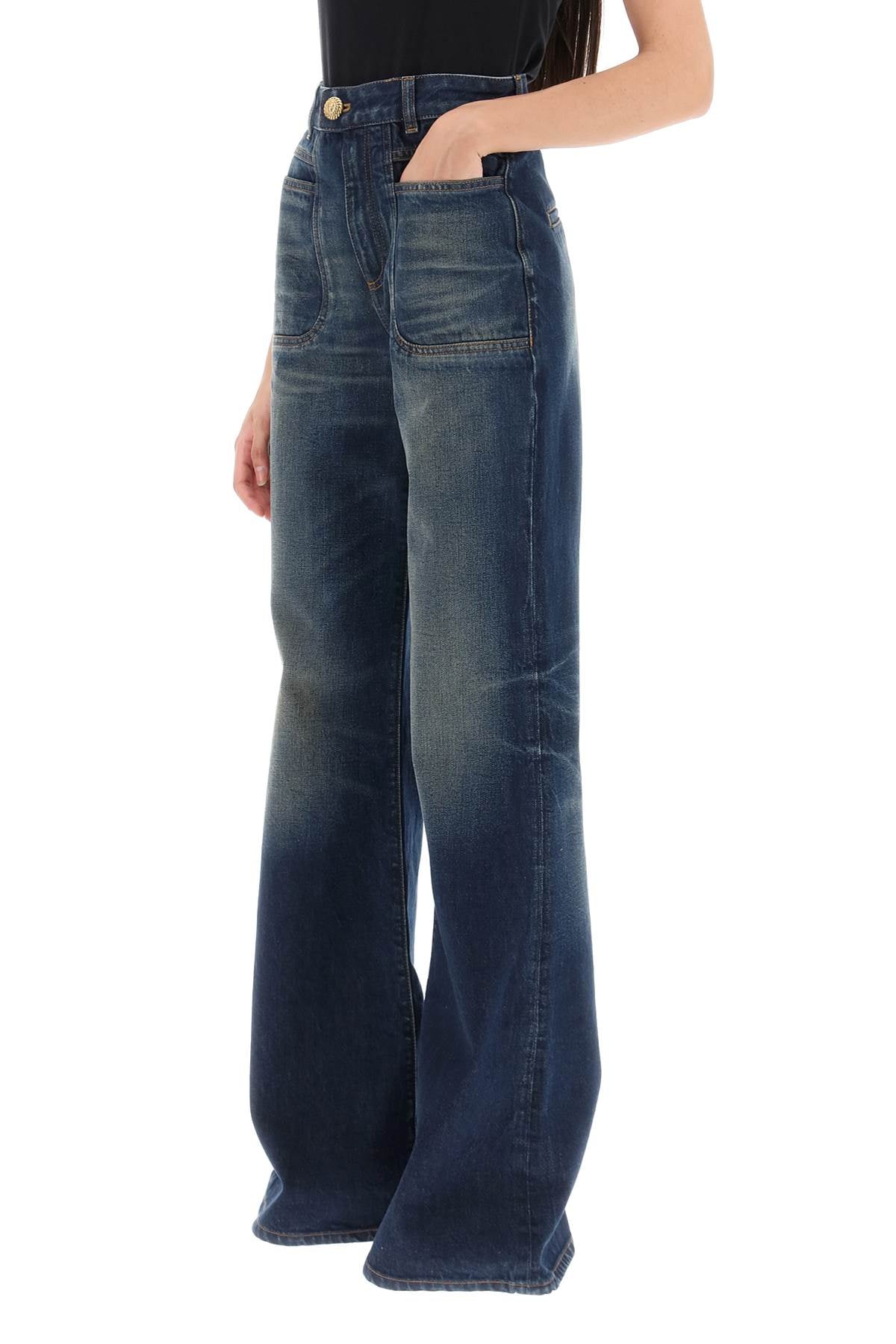 wide leg jeans with dark wash