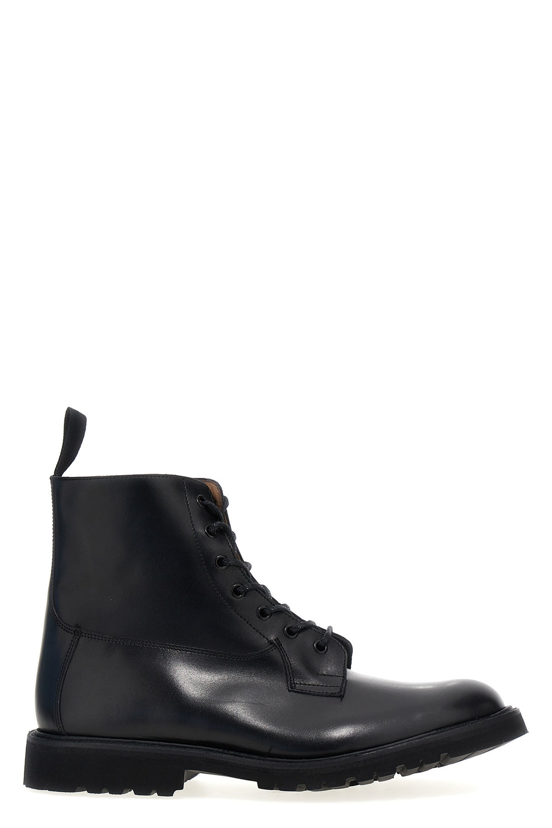 TRICKER&