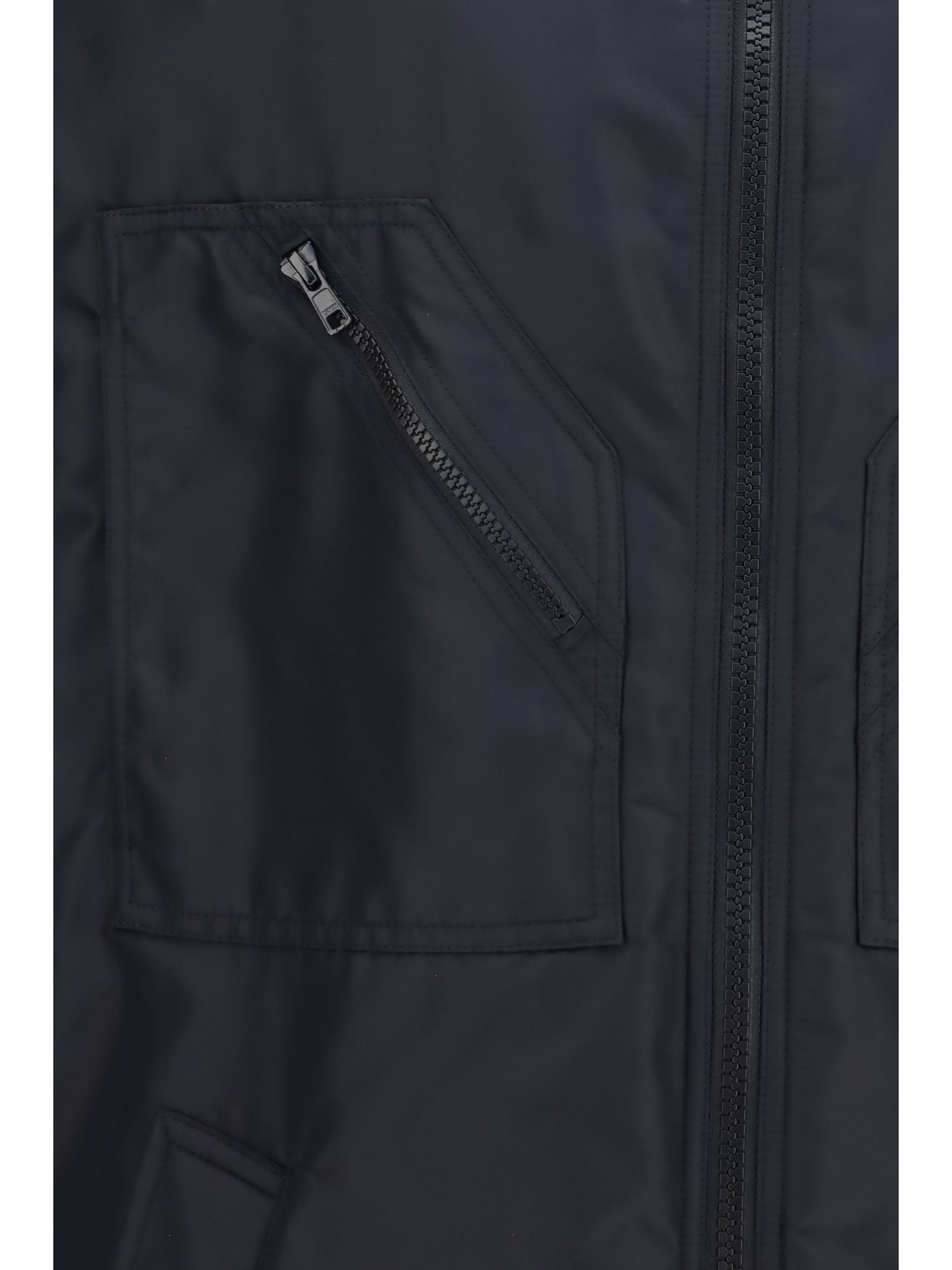 zip-pocket vest