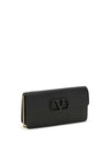 vlogo signature grainy calfskin chain wallet